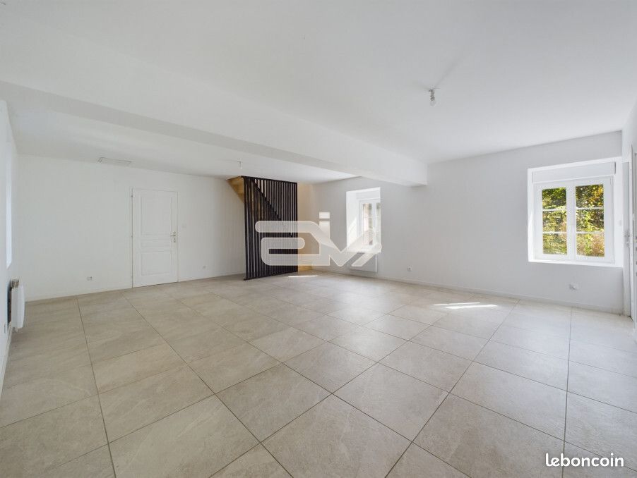 Дом с 4 спальнями в Бийи-сюр-Эн, Франция № 235500