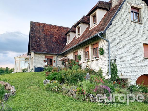 Casa de 3 dormitorios en Yonne, France No. 353316