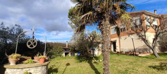 4 rooms Apartment in Spoleto, Italy No. 128816 3