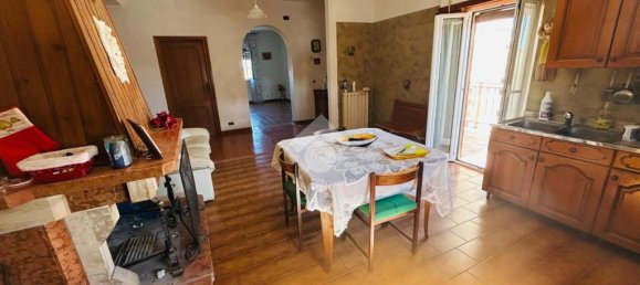 2 bedrooms Apartment in Aprilia, Italy No. 371426 6