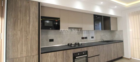 2 غرف نوم بانتهاوس في Xaghra, Malta رقم 5913 2