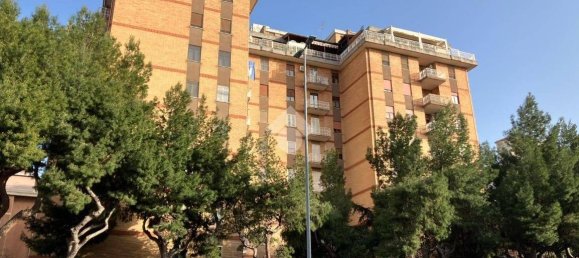 1-salle Bureau à Foggia, Italy No. 178963 2