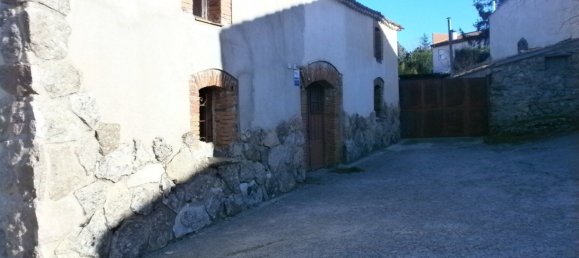 Imóvel comercial em Torrecaballeros, Spain 790 m² N.º 64727 2