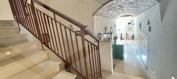 5 rooms Duplex in Matera, Italy No. 17766 2