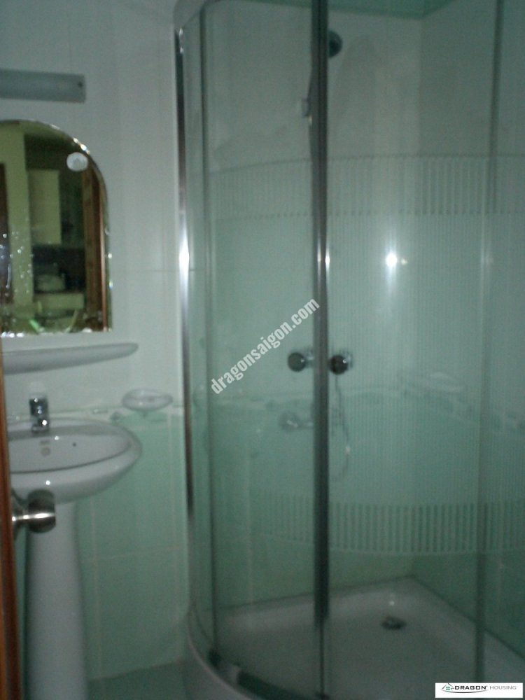 75m² Apartment in District 1, Vietnam No. 11125