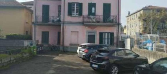 3 bedrooms Apartment in Varese, Italy No. 283480 3
