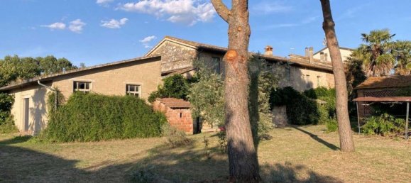 12-Zimmer Haus in Castiglione del Lago, Italy, Nr. 134769 4