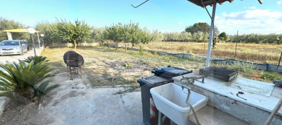 Studio à Barletta, Italy No. 26198 4