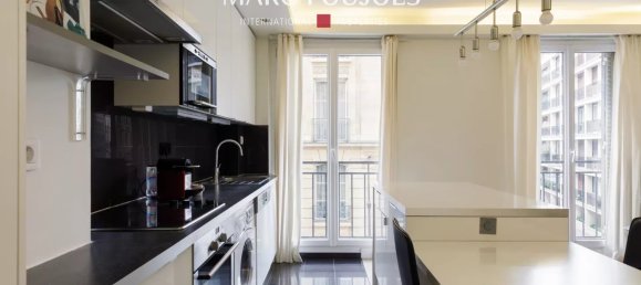 2 bedrooms Apartment in Paris, France No. 188195 9