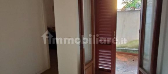 5 rooms Office in Pistoia, Italy No. 74603 2