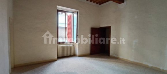5 rooms Office in Pistoia, Italy No. 74603 8