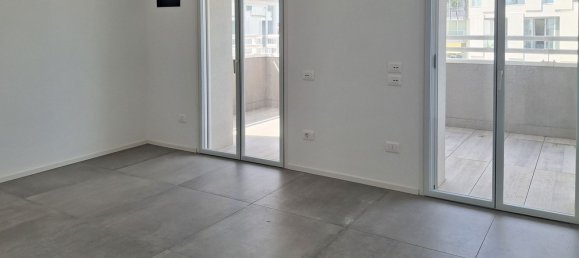 3 bedrooms Apartment in Jesolo, Italy No. 379243 3