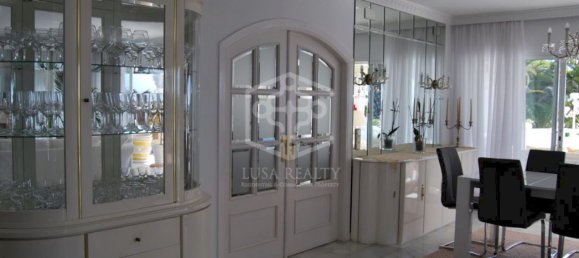 4 Schlafzimmer Villa in Marbella, Spain, Nr. 28785 15