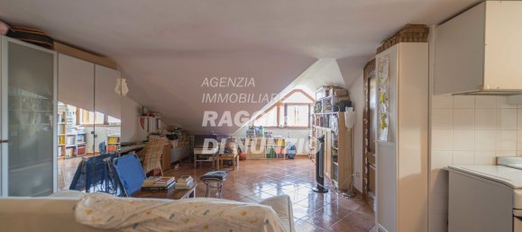 2 Schlafzimmer Wohnung in Grottaferrata, Italy, Nr. 335043 8