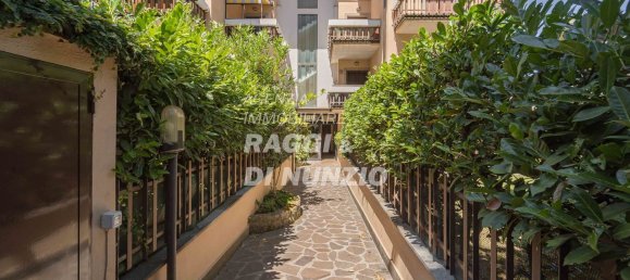 2 Schlafzimmer Wohnung in Grottaferrata, Italy, Nr. 335043 3