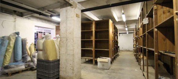 Gewerbliche Immobilie in Paderno d'Adda, Italy 608m², Nr. 2660 7