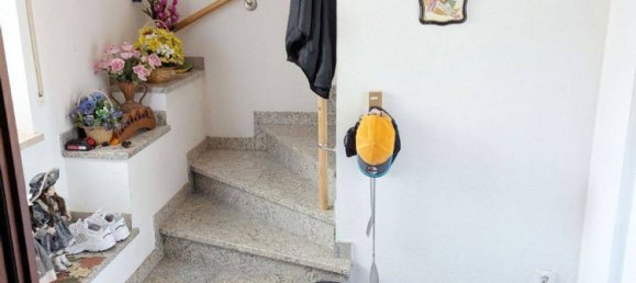 Apartamento de 4 dormitorios en Neustadt an der Waldnaab, Germany No. 283645 4