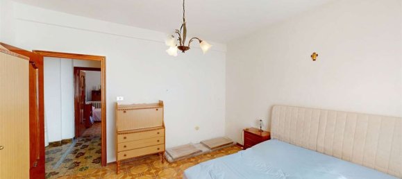 5 Schlafzimmer Wohnung in Osimo, Italy, Nr. 327865 21