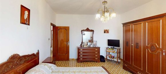5 Schlafzimmer Wohnung in Osimo, Italy, Nr. 327865 13