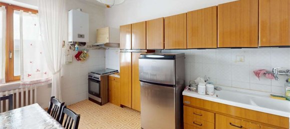 5 Schlafzimmer Wohnung in Osimo, Italy, Nr. 327865 10