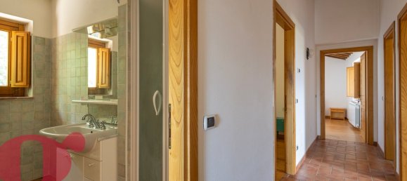 4 غرف نوم منزل في Todi, Italy رقم 378332 46