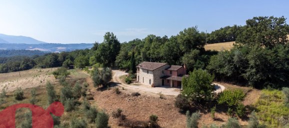 4 غرف نوم منزل في Todi, Italy رقم 378332 2