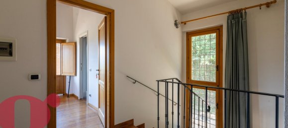 4 غرف نوم منزل في Todi, Italy رقم 378332 38