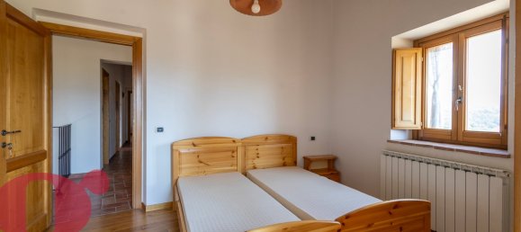 4 غرف نوم منزل في Todi, Italy رقم 378332 43