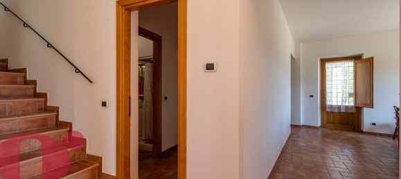 4 غرف نوم منزل في Todi, Italy رقم 378332 29