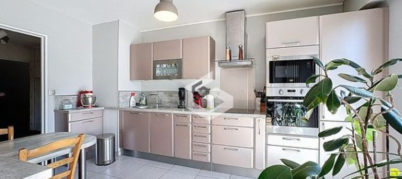 2 Schlafzimmer Wohnung in Reims, France, Nr. 314163 8