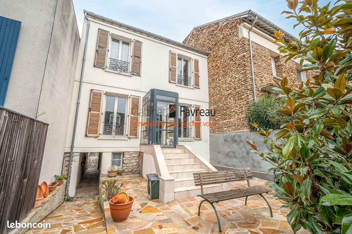 3 غرف نوم منزل في Malakoff, France رقم 166501