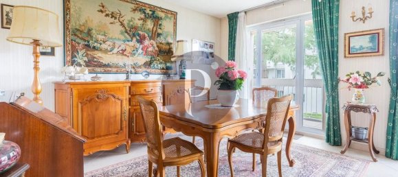 Квартира с 3 спальнями в Верьер-ле-Бьюиссон, Франция № 169373 4