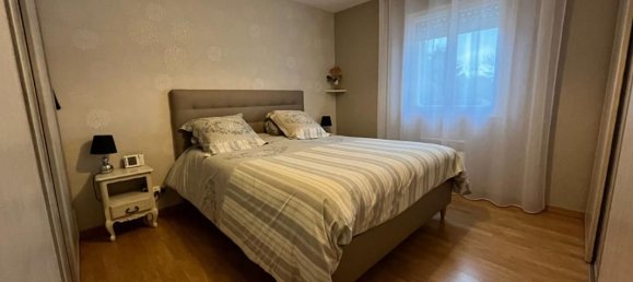 5 bedrooms House in Arcay, France No. 67672 7