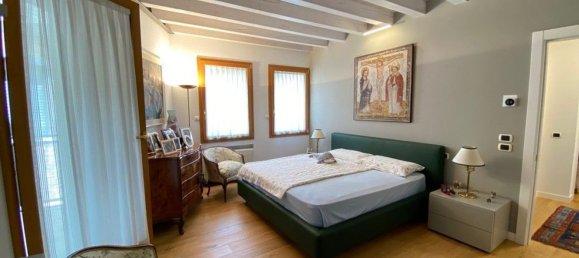 6 rooms Duplex in Padua, Italy No. 276159 36