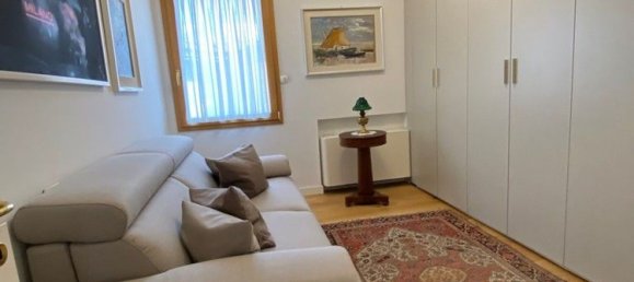 6 rooms Duplex in Padua, Italy No. 276159 27