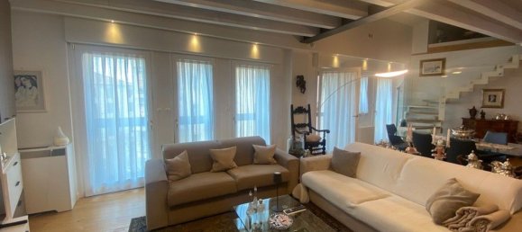 6 rooms Duplex in Padua, Italy No. 276159 12