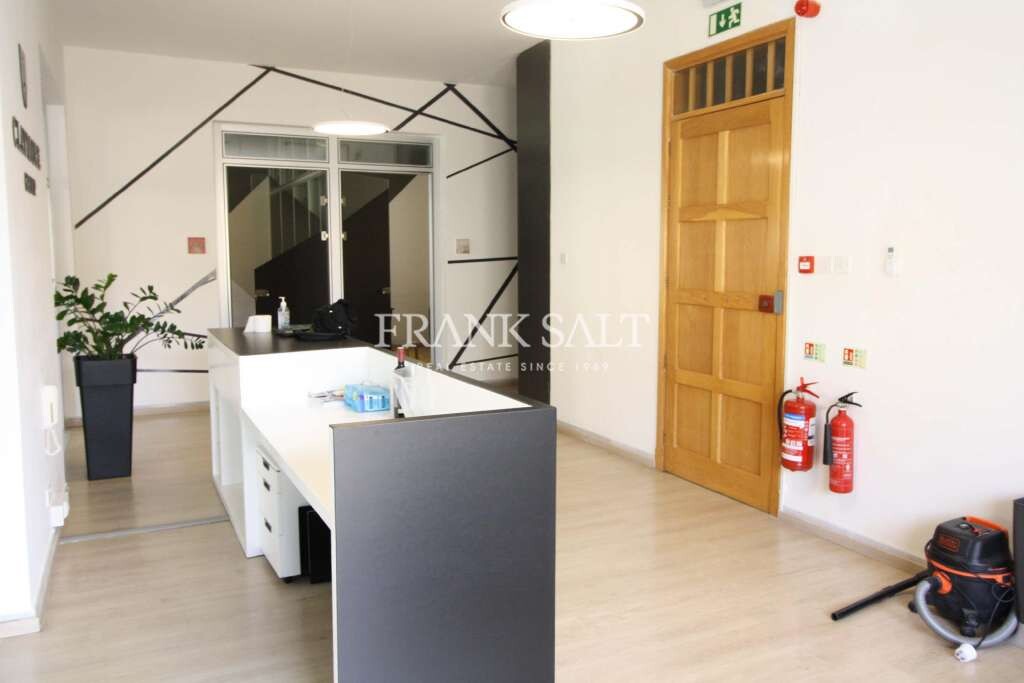 400m² Office in Sliema, Malta No. 12763