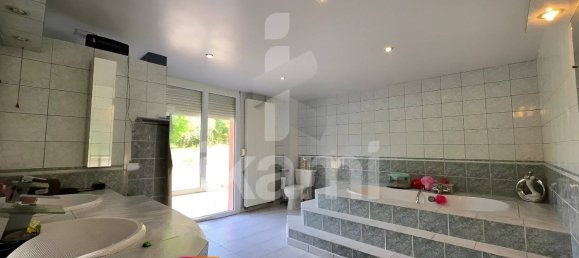 Вилла с 5 спальнями в Пулен, Франция № 262498 9