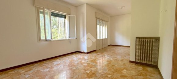 Квартира с 4 спальнями в Падуя, Италия № 370209 3