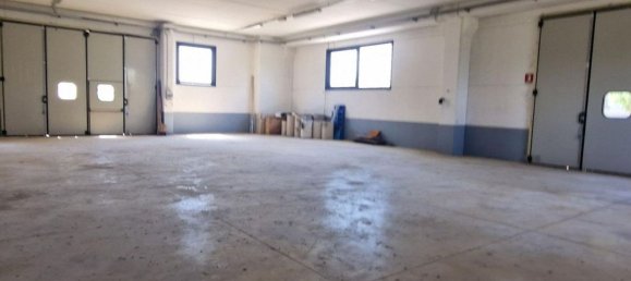645m² Warehouse in Gubbio, Italy No. 370783 12