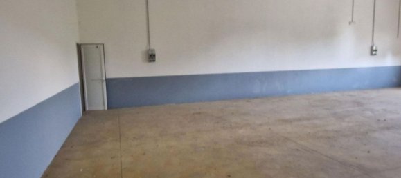 645m² Warehouse in Gubbio, Italy No. 370783 11