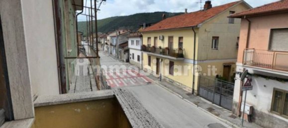 2 Schlafzimmer Haus in Avezzano, Italy, Nr. 346942 3