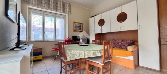 2 rooms Apartment in Melito di Napoli, Italy No. 238235 2