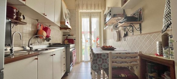 2 rooms Apartment in Melito di Napoli, Italy No. 238235 6