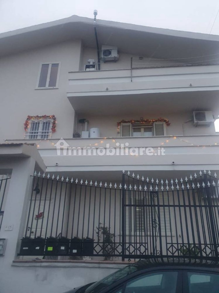 4 rooms Apartment in Cancello ed Arnone, Italy No. 269643