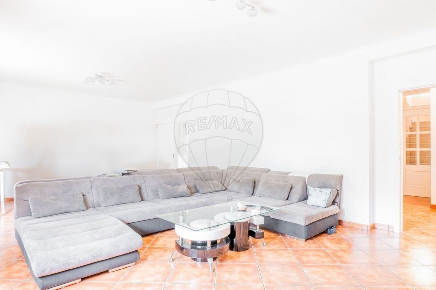 6 bedrooms House in Sao Martinho de Mouros, Portugal No. 204670