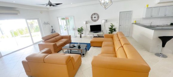 12 bedrooms Villa in Pattaya, Thailand No. 4230 7