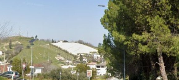 7 rooms Apartment in Fermo, Italy No. 93944 19