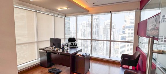126m² Office in Jumeirah Lake Towers, UAE No. 109135 12