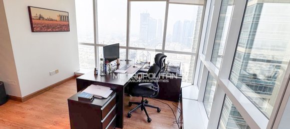 126m² Office in Jumeirah Lake Towers, UAE No. 109135 10